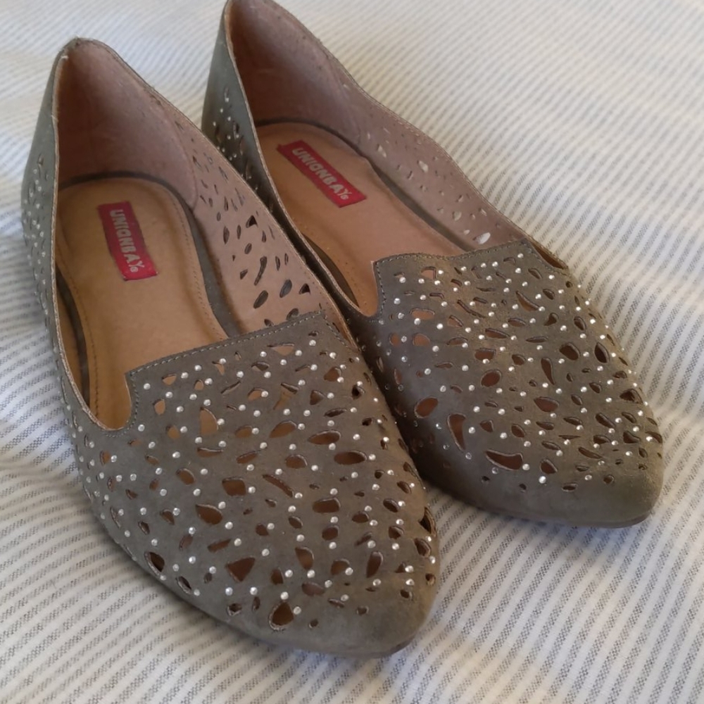 Sage green flats with small crystals